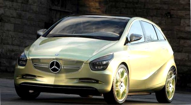 Daimler pursues several concepts for emission-free drives